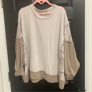 Altar'd State | Oversized Cream Slouchy Pink Camo Crew Neck Sweater | Sz M